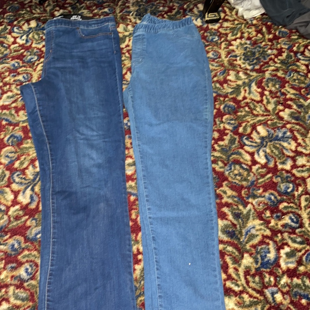 2 Two pairs of Pull on jeans, elastic waist the Kim Rogers size 18/ Ellos 18